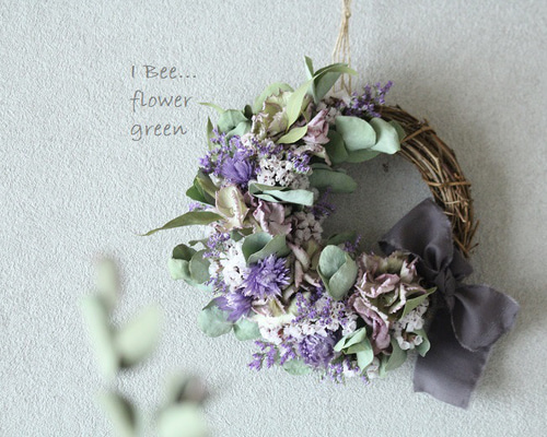 ◆ハーフリース◆ ドライフラワーリース◆ラベンダー ラベンダーカラーのドライフラワーリース（ハーフスタイル） ドライ