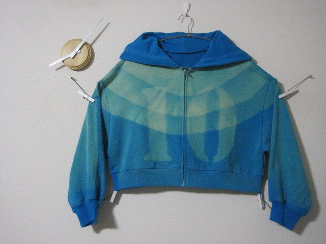 1点　オーロラカーテン　ショート丈【10】パーカー　カナダ／ポンチョ／ドルマン／カーテン／フィンランド／クリスマス