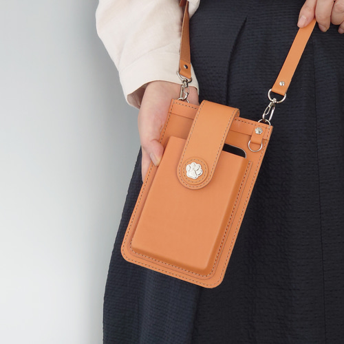 特集掲載》肉球 スマホポシェット【キャメル革】【縦型・肩紐長さ調整