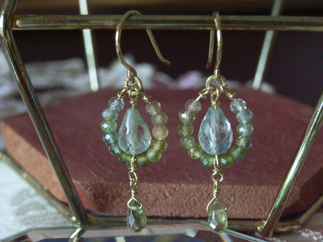 K18トルマリンとサファイアのピアス