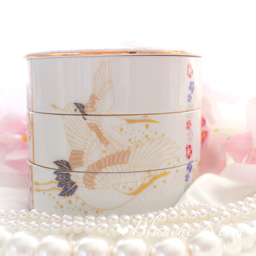豪華絢爛〜鶴が舞う陶器の3段お重 扇皿5枚セット 大皿 豪華絢爛〜鶴が舞う陶器の3段お重 扇皿5枚セット 大皿