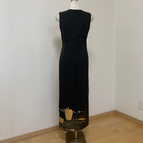 加賀友禅 金彩 絹糸刺繍 寿光織 作家モノ 黒留のVネックロング丈 