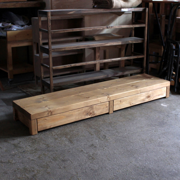 玄関で使える引き出し付きの踏み台 1枚目の画像