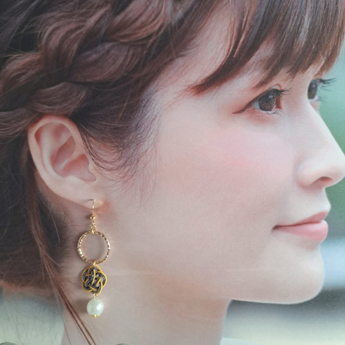掛結びのお花と淡路玉のピアス*【No.308】 掛結びのお花