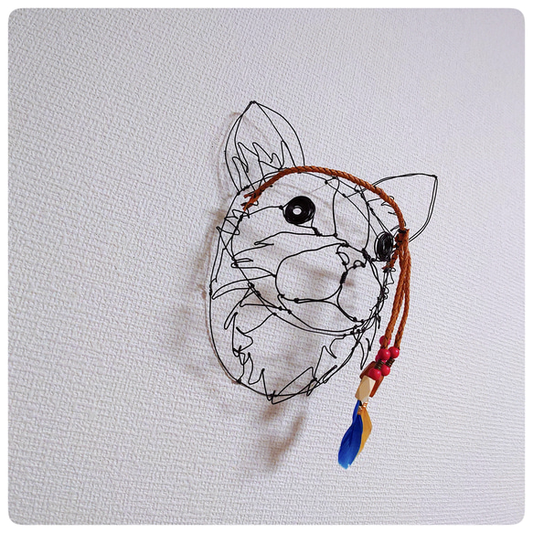 ワイヤーアート　ヘアバンドをつけた猫ちゃん 8枚目の画像