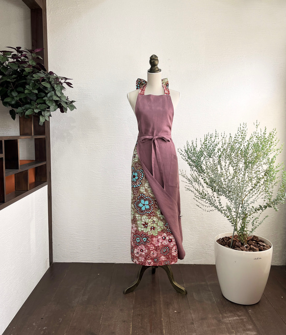 エプロンドレス　mishuri ホワイト リネン A.Nene✿ ピンクフローラル エプロンドレス /国産リネンくすみピンク