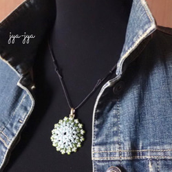 【新色・数量限定】circle beads necklace - ミントグリーンΦ4.8cm 3枚目の画像