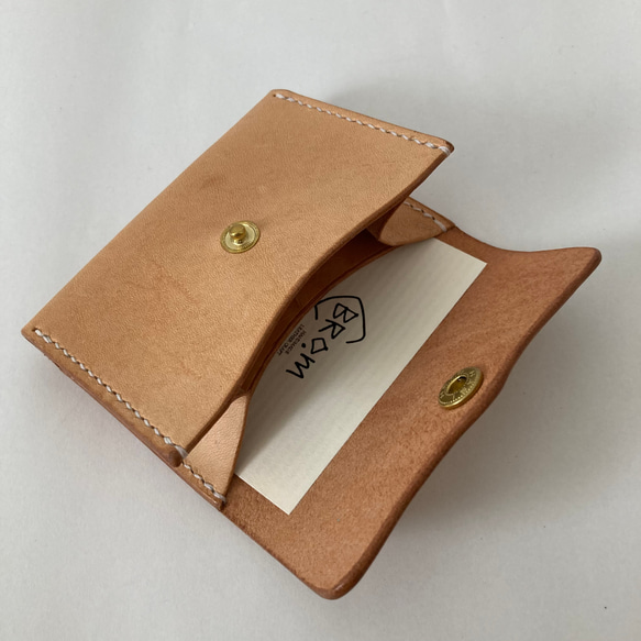 牛ヌメ革で作ったマルチケース　コインケース　カードケース　ハンドメイド　総手縫い 4枚目の画像