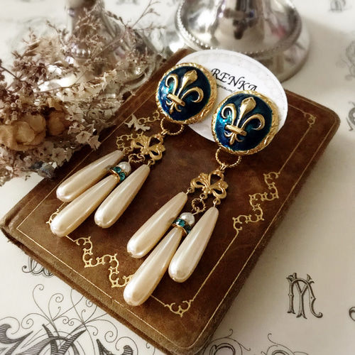 vintageボタンとパールの2way大ぶりイヤリング【ヴィンテージ・上品  