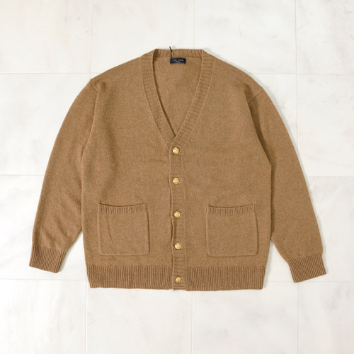 SALE/メンズ】ベビーキャメル100% Vネック ニットカーディガン SALE/メンズ】ベビーキャメル100% Vネック ニットカーディガン