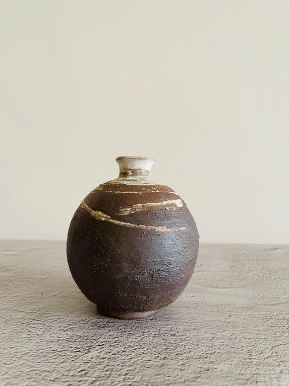 陶器　花入　花器　花瓶　茶道具　侘び　牡丹餅　印あり 陶器 花入 花器 花瓶 茶道具 侘び 牡丹餅 印あり