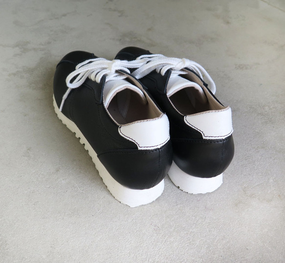 [黑色 x 白色] 經典設計和高品質真皮！ EMA運動鞋 第7張的照片