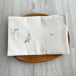 【人気No.3】販売10*  ミモザの花言葉【秘密の愛】刺繍ブックカバー（サイズ変更も可能です） 4枚目の画像