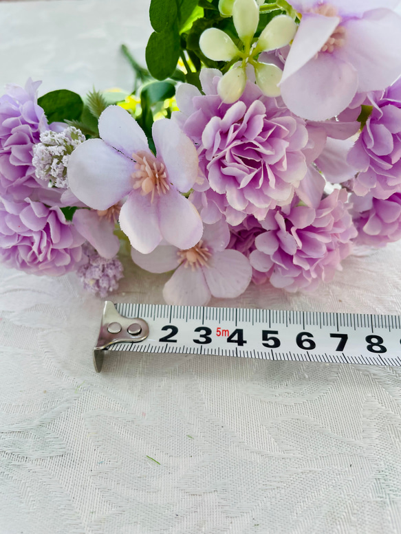 no76,小さな可愛い花束,紫,小花とボンボンの花,アーティフィシャルフラワー,可愛い,ウエディング小物にもアレンジ用 6枚目の画像