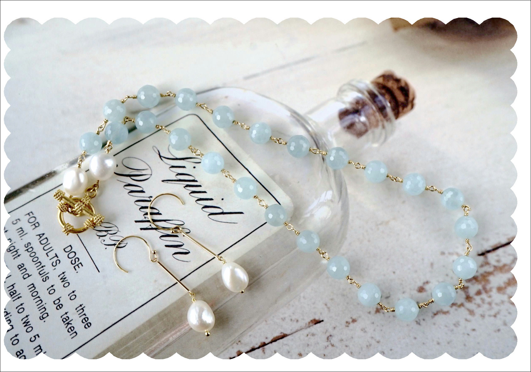 アクアマリンのネックレスとピアスセット