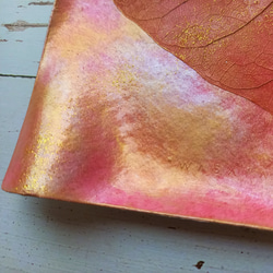 【ONLY ONE ART】アクセサリートレイ（ラメ/ピンク/スクエア)天然の葉を用いるボタニーペインティング装飾　 4枚目の画像