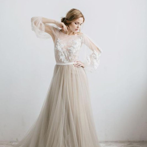 パフスリーブ バックV ウエディングドレス フォトウエディング ドレス  