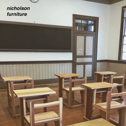 昭和レトロ アンティーク・レトロ　文机 勉強机 大正〜昭和初期品 レトロ家具 昭和レトロ 昭和初期 桜材 レア!子ども用片袖デスク