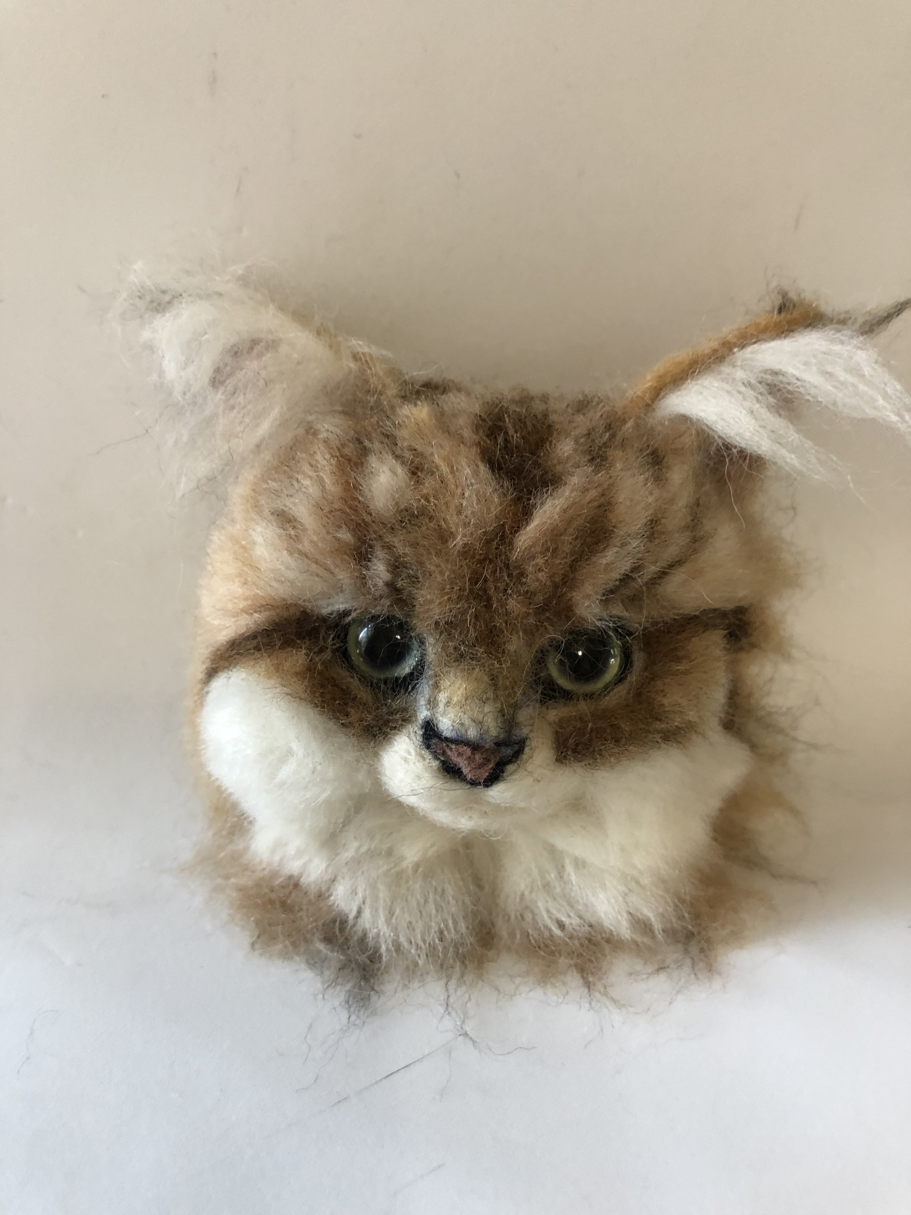 羊毛フェルト　猫　オーダー　壁掛け　ブローチ