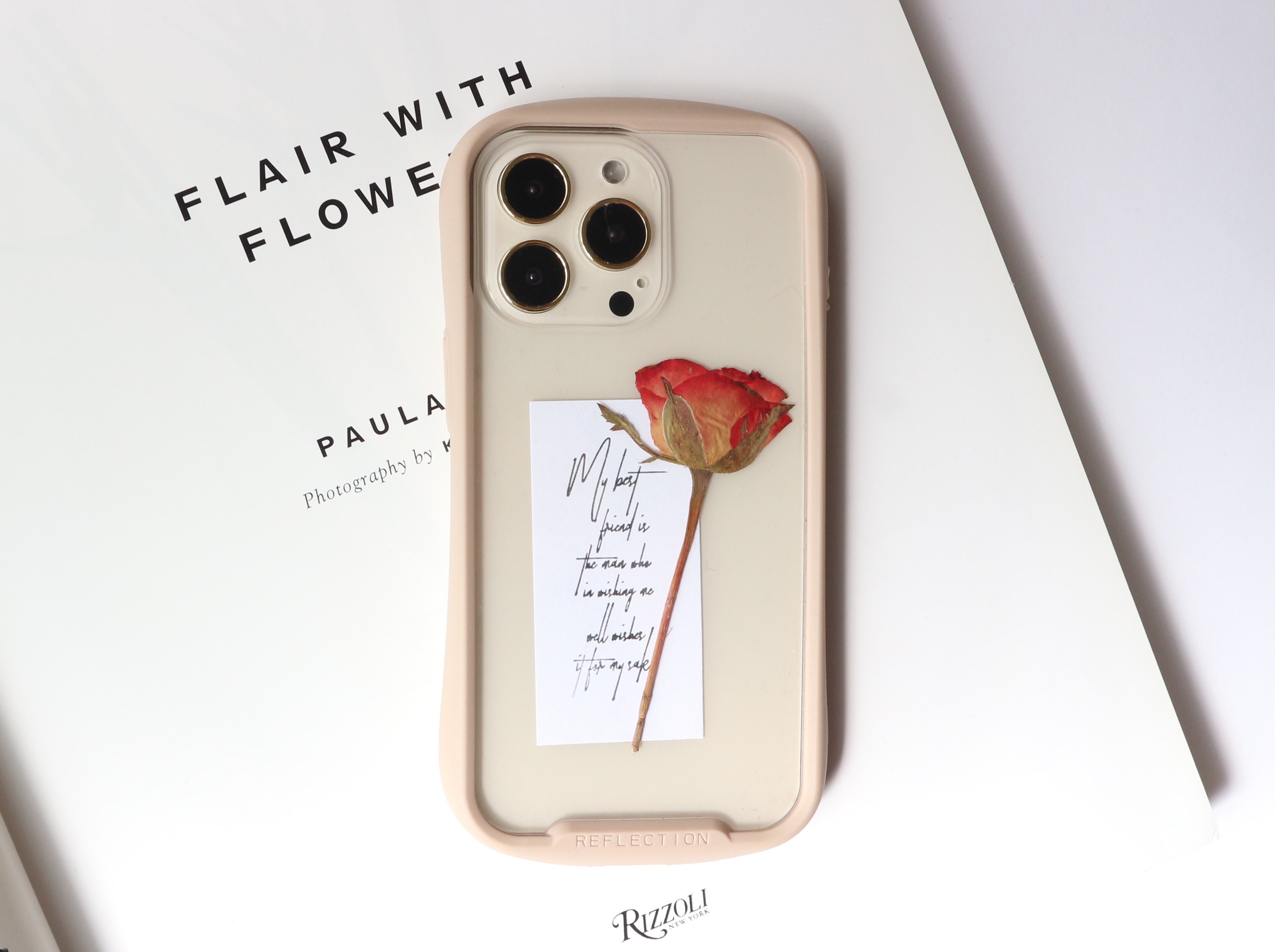 りらっくまページ★押し花ケース レインボーガーベラのフルオーダーメイド押し花スマホケース