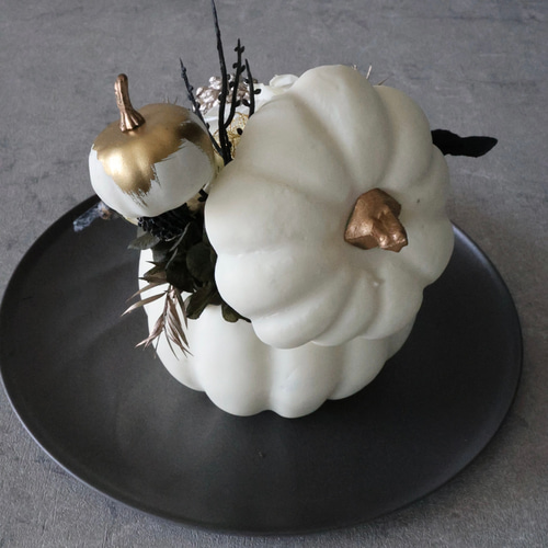 ホワイトパンプキンのアイボリー系ハロウィン造花リース ホワイトパンプキンのナチュラルハロウィンリース/ナチュラル