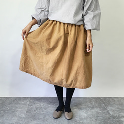 縮褶半身裙/棕色/mikawa Textile 第1張的照片