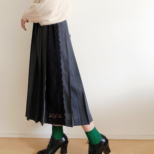 ピンストライプ プリーツスカート【GRAY】 ロングスカート（マキシ丈