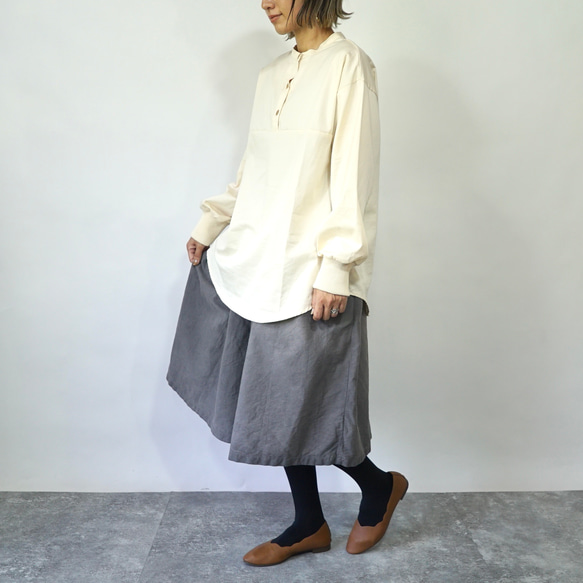 縮褶半身裙/灰色/mikawa Textile 第9張的照片