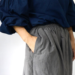 縮褶半身裙/灰色/mikawa Textile 第4張的照片