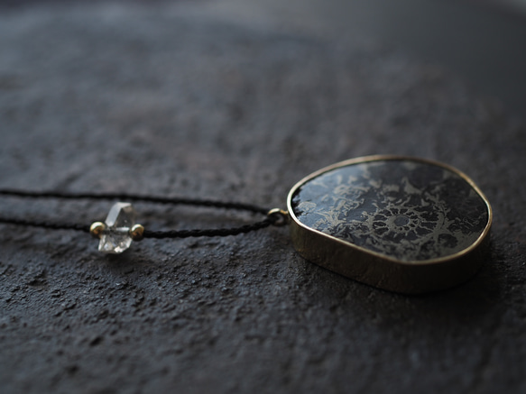 ammonite pyrite brass necklace (getsuei) 11枚目の画像