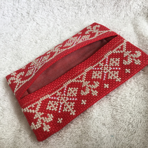 クロスステッチのポケットティッシュケース・赤／アクアブルー その他