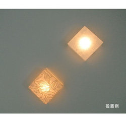 友禅紙の灯り　椿　ブラケット照明　電池式　コードレス 3枚目の画像
