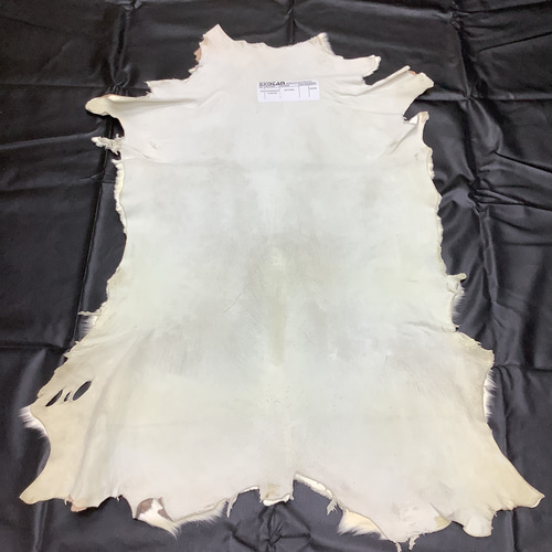 スプリングボック 毛付き革 インテリア、アウトドアにも その他素材