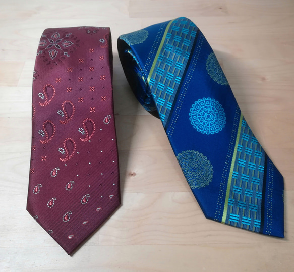 ボルドーのランダムペイズリーネクタイ　Random paisley tie -0042 7枚目の画像