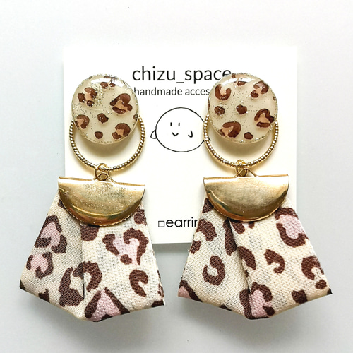 取引中　2way*レオパードなチュールリボンのタッセルのピアス/イヤリング 2way*レオパード柄の一粒とリボンタッセルのピアス/イヤリング