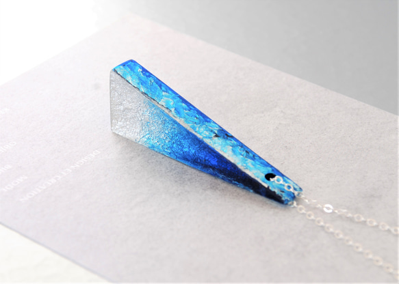 青い結晶サンカクペンダント　silver925 6枚目の画像