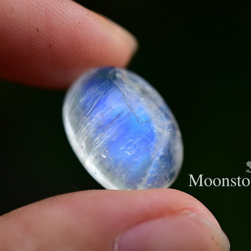ルーンギアとルーン 透明感☆高品質☆ムーンストーン ルースs547 天然石 Funky garuda