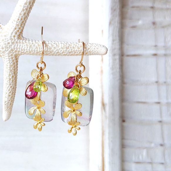 ❁Dainty flowers earrings 14kgf❁ 美しい大粒フローライト＆ロードライトガーネット＆ペリドッ 6枚目の画像