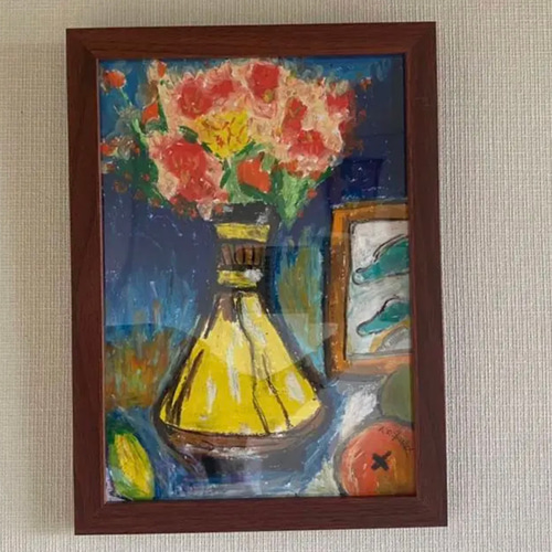 絵画 。壁掛け絵原画【部屋の中で花瓶を片付ける少女と楽しく遊ぶ2匹のシャム猫】 絵画 。壁掛け絵原画【部屋の中で花瓶を片付ける少女と楽しく遊ぶ2