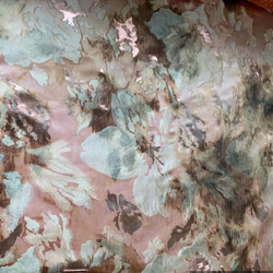 ［生地］フランス製最高級　ラメ　シルクジャガード　絵画風花柄　ピンクゴールド系　10cm単位より販売　インテリア　小物に 1枚目の画像