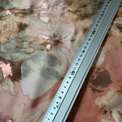 ［生地］フランス製最高級　ラメ　シルクジャガード　絵画風花柄　ピンクゴールド系　10cm単位より販売　インテリア　小物に 9枚目の画像
