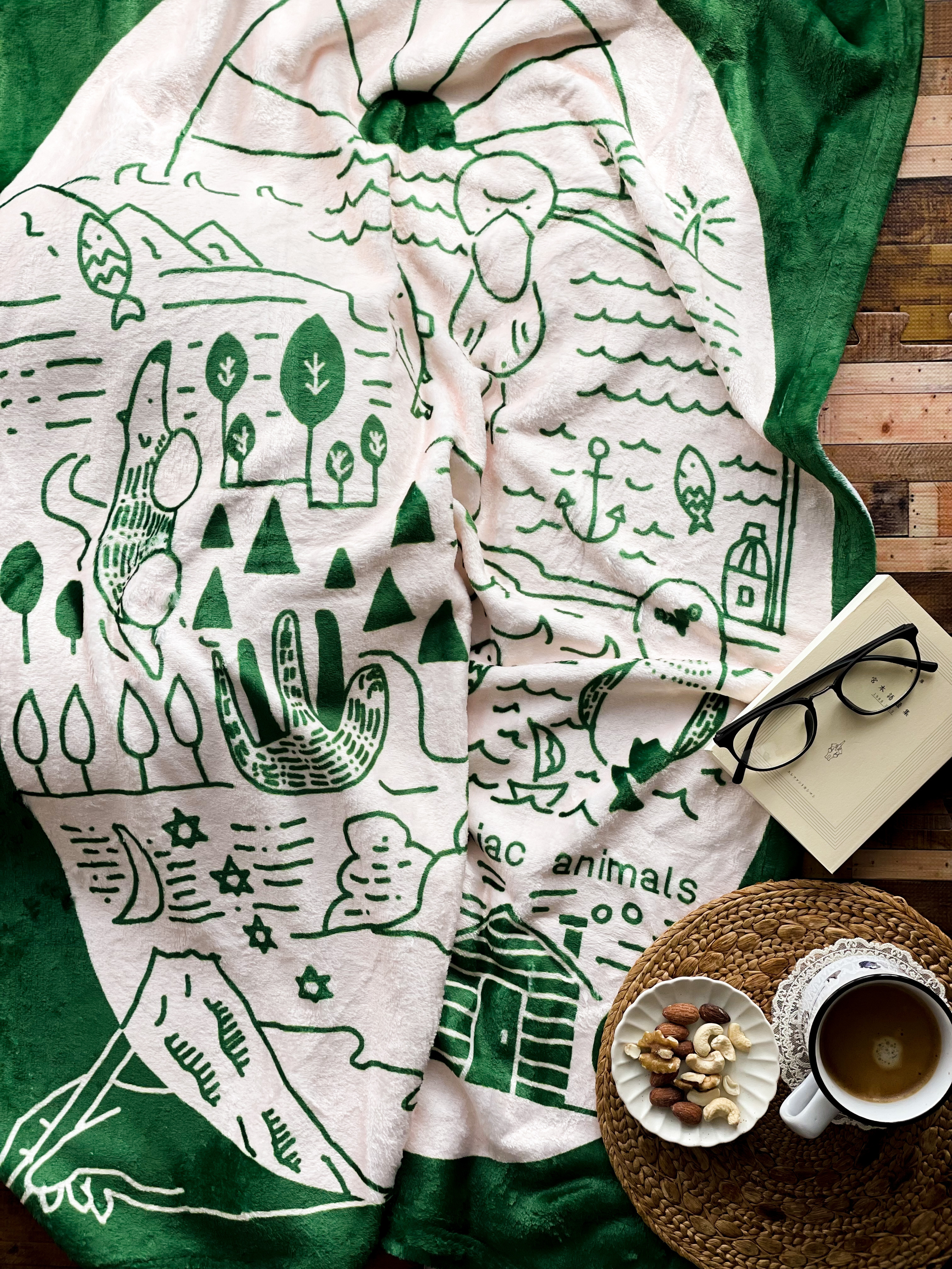 ほっこりグリーン/無のどうぶつたちのなめらかブランケット