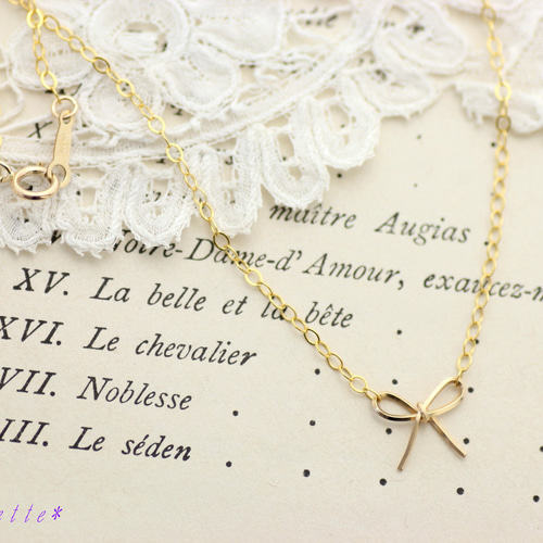 プチ*リボンモチーフネックレス*14kgf ネックレス・ペンダント ninon  