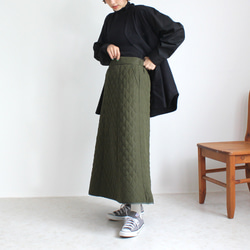 ｴﾄﾗﾝｾﾞꕤ印象的なキルティング素材で美しいAラインのロングスカート 防寒 et5538 6枚目の画像