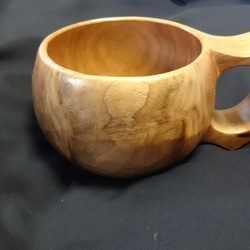 　和の　クルミの一木彫りコーヒーカップ 3枚目の画像