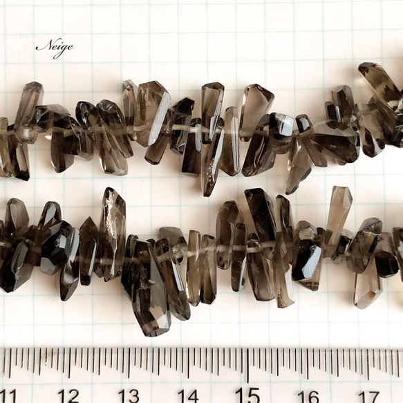 スモーキークォーツAAA-タンブルカットクレオ穴 10粒 　天然石パーツ 4枚目の画像