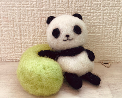 羊毛 くつろぎパンダさん 羊毛フェルト myabiyota 通販 14632873