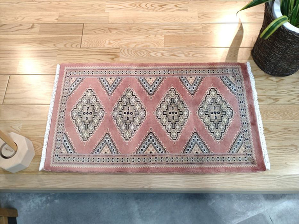 パキスタン絨毯 玄関マット ピンク 74x44cm 手織り絨毯 カーペット
