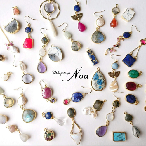 再販】(ﾚｱｽﾄｰﾝ)高品質 K2アズライト 2連ネックレス【ﾌﾟﾚｾﾞﾝﾄﾎﾞｯｸｽ付