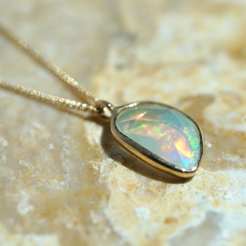 送料無料】K18 オパール ネックレス 40cm/45cm/50cm ネックレス